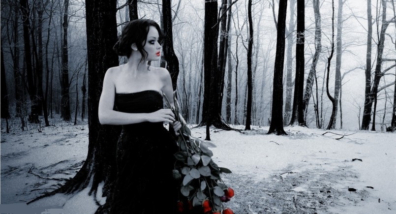 evil-you-are-viewing-girl-in-the-forest--805x452